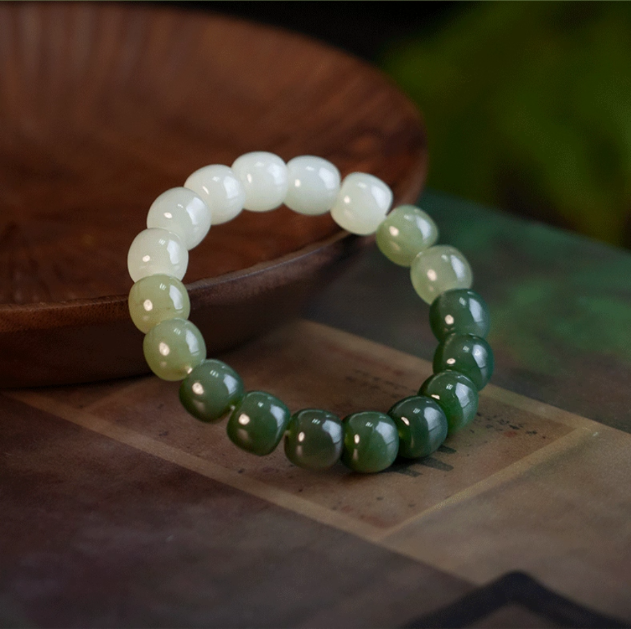 晴水和田玉の丸玉ブレスレッ