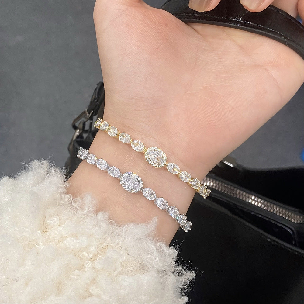 きらめくトパーズブレスレット