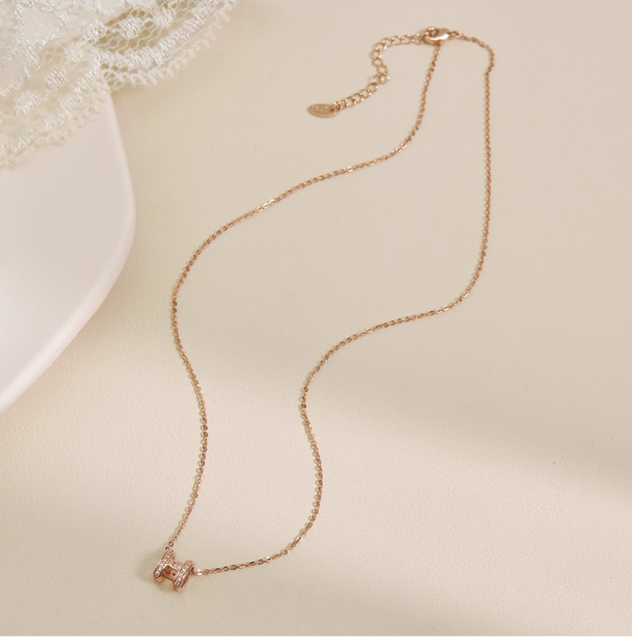 トレンド H ミニモードネックレス