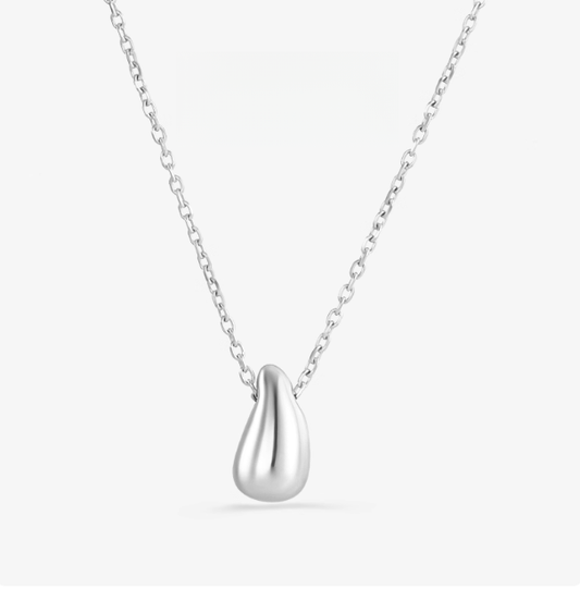 雫 デリケートクローバーネックレス