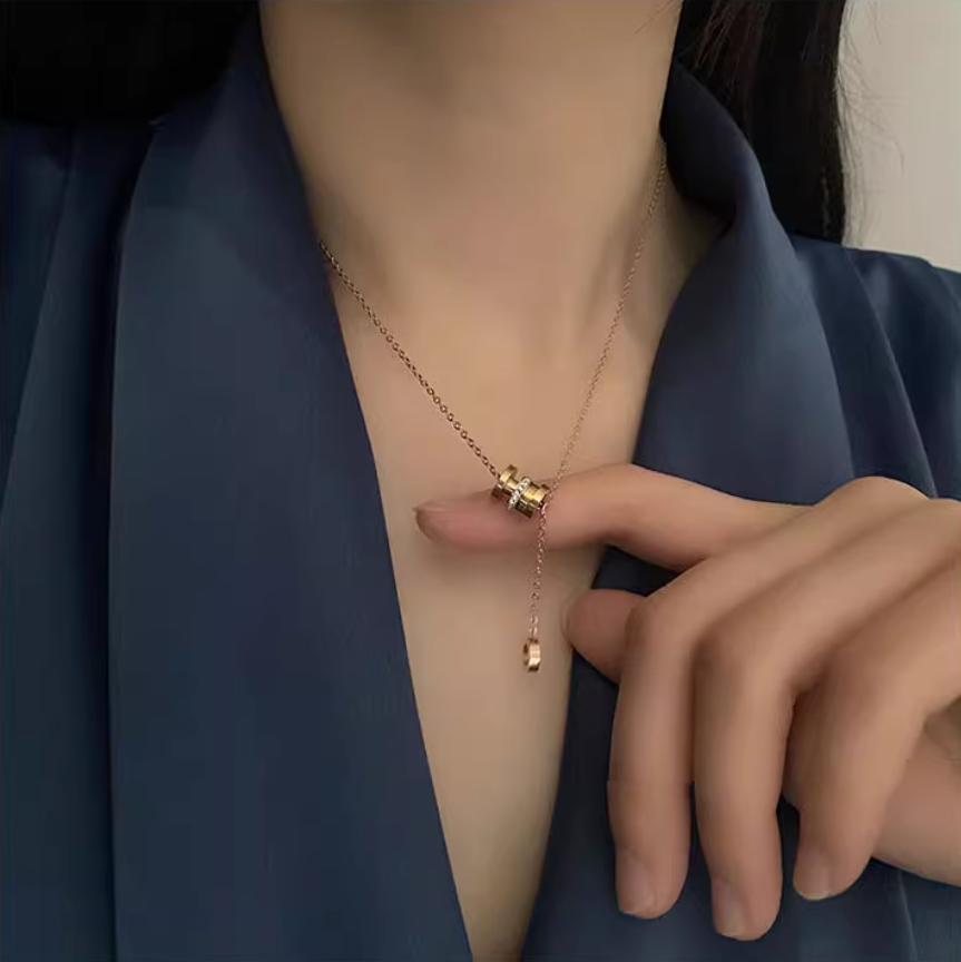 ユニークミニ腰 タイタンネック