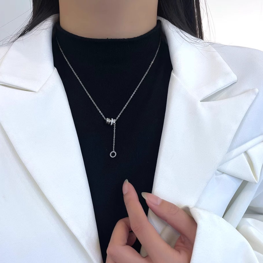 ユニークミニ腰 タイタンネック